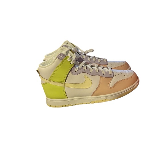 NIKE Womens Dunk High sneakers. “Cashmere” with box. New with box - Picture 5 of 10